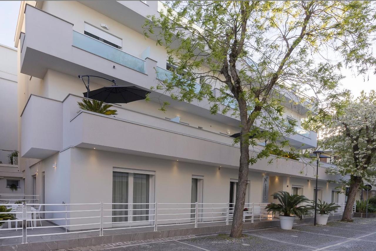 Residence Armony Misano Adriatico Bagian luar foto