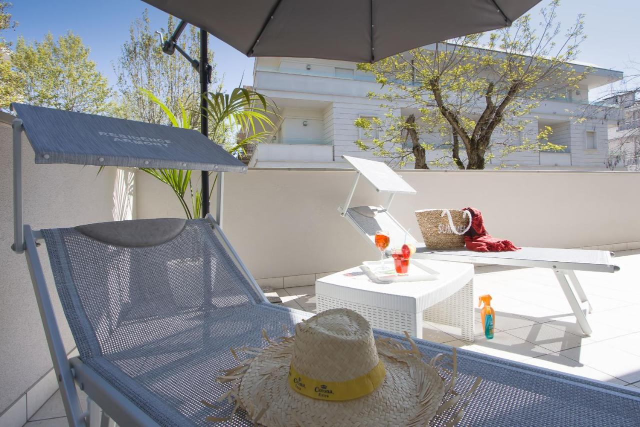 Residence Armony Misano Adriatico Bagian luar foto