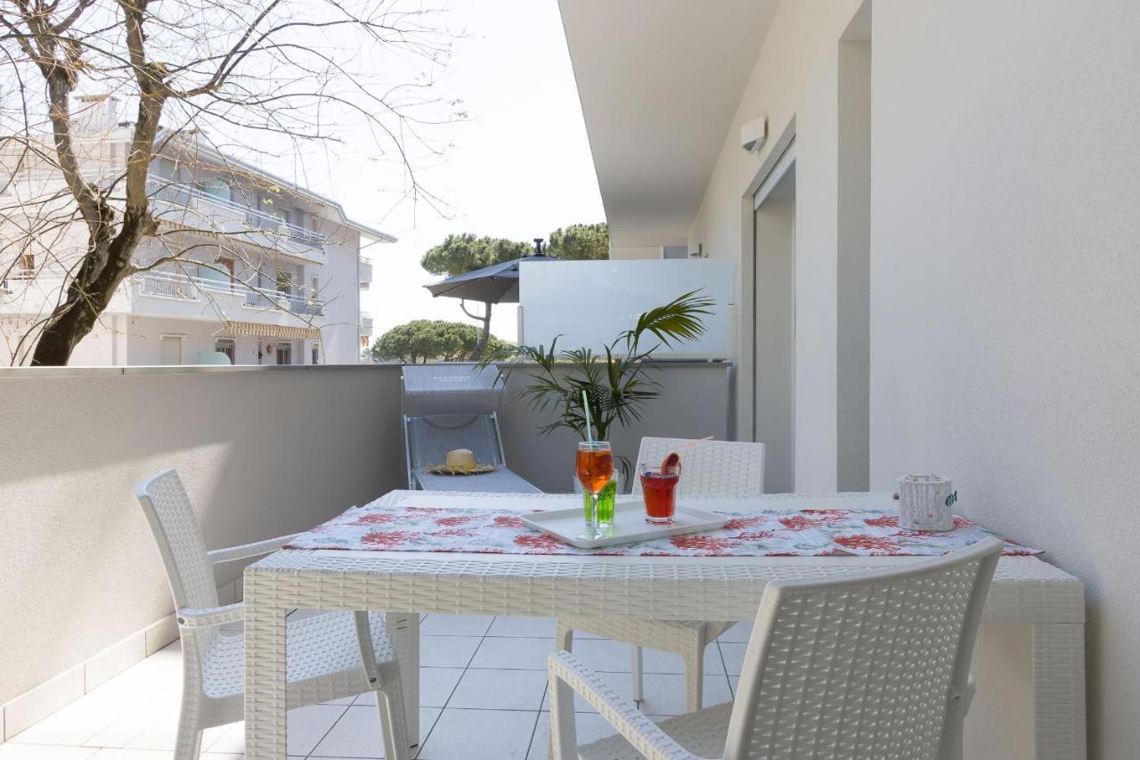Residence Armony Misano Adriatico Bagian luar foto