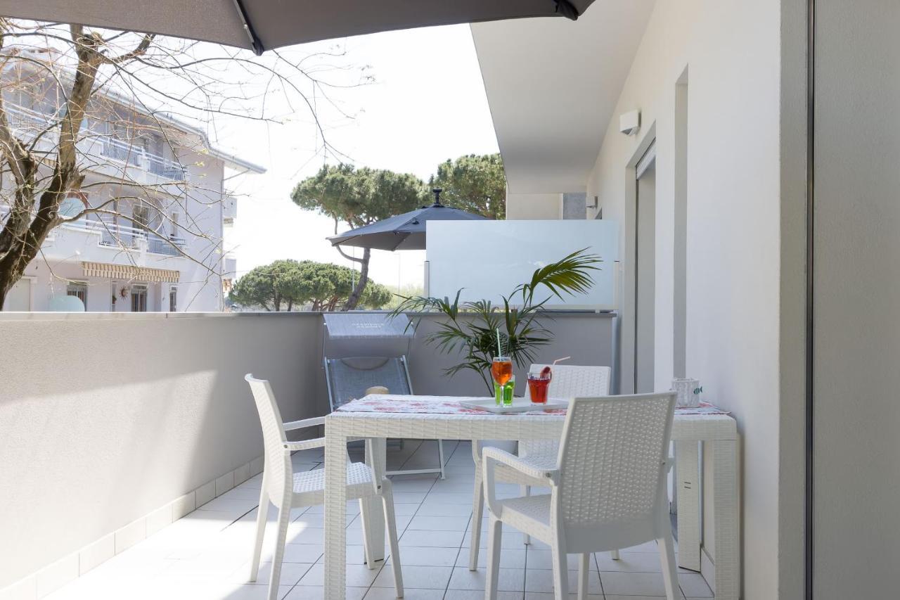 Residence Armony Misano Adriatico Bagian luar foto