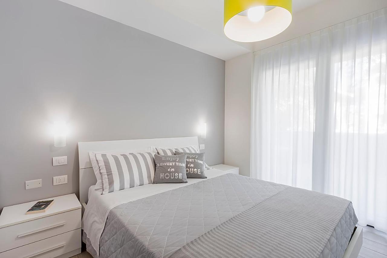 Residence Armony Misano Adriatico Bagian luar foto
